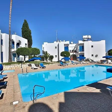 Dhekelia Diamond * Lárnaca